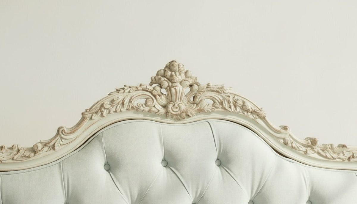 The Élise Bed